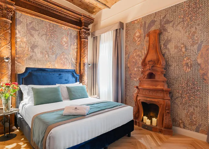 Aparthotel H77 - Maison D'art Collection 3*