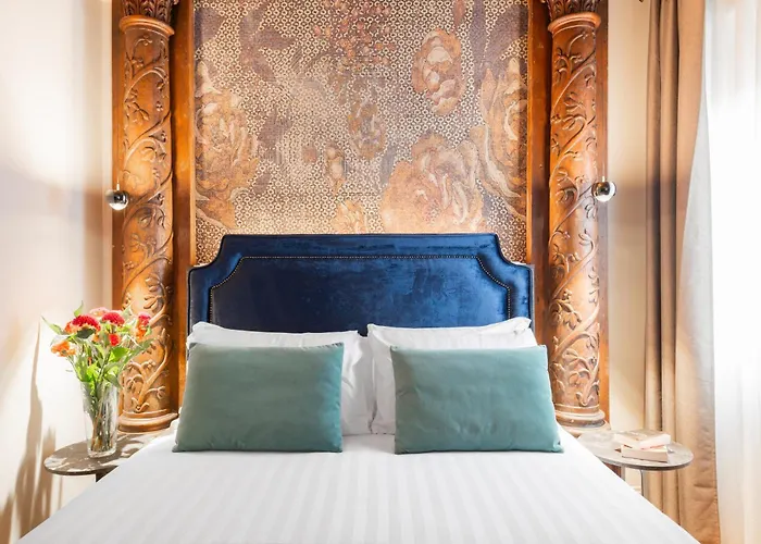 H77 - Maison D'art Collection