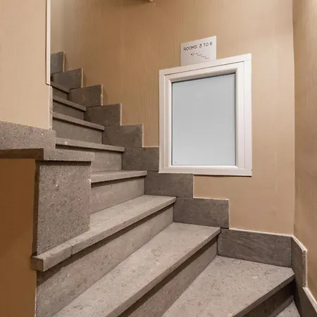 H77 - Maison D'art Collection Aparthotel Roma